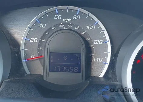 2010 Honda Fit Sport z USA, uszkodzony, nr VIN JHMGE8H47AC031993